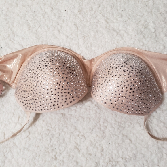 Victoria's Secret Dream Angels Bra & Pant Set - Picture 5 of 15